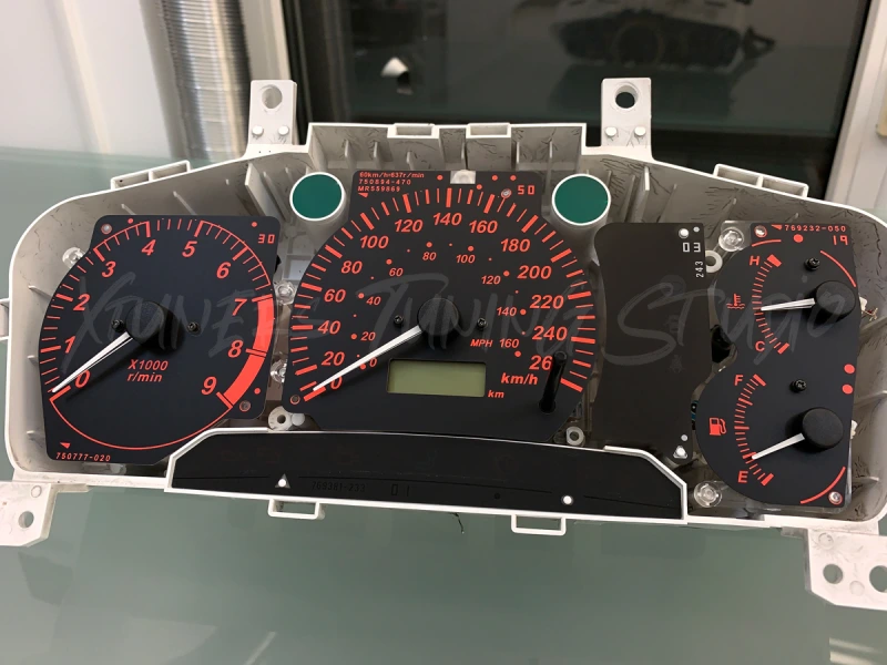 Mitsubishi Lancer EVOLUTION 4 CN9A, 5-6 CP9A VI Tommi Makinen Edition 260 km/h TME dials