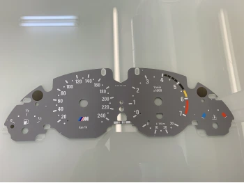 BMW 5-Series E39 7K 240 dials 